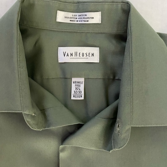 Van Heusen Long-Sleeve Mens Size 15 1/2 32/33 Button-Up Wrinkle-Free Dress Shirt - Picture 2 of 3